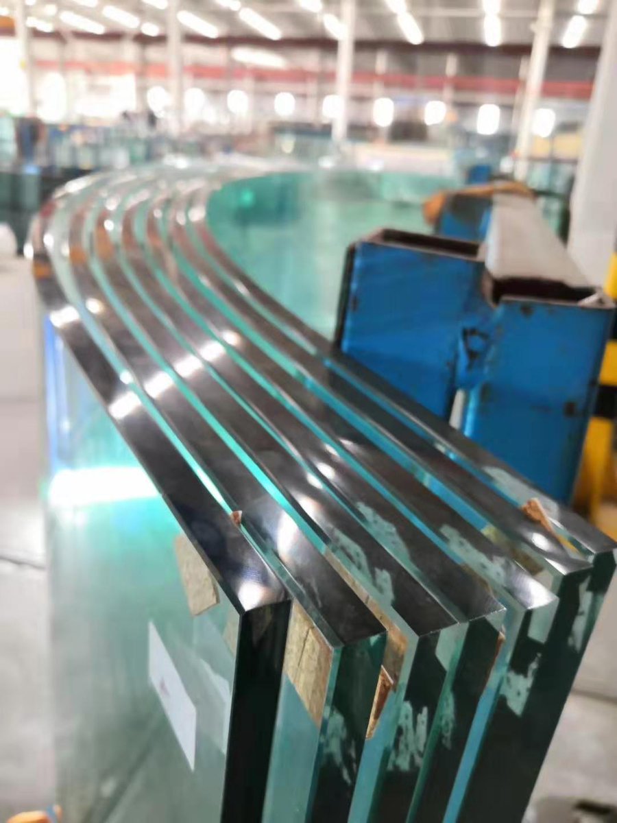 SimonHe7's tweet image. Curved glass processing

Can make to tempered, laminated and IGU;

SHANDONGYAOHUA GLASS CO,.LTD

simonhe@yaohuaglass.net

#facades #glass #glazing #construction #buildingglass #glasscurtainwall #doubleglazing #windows #doors
