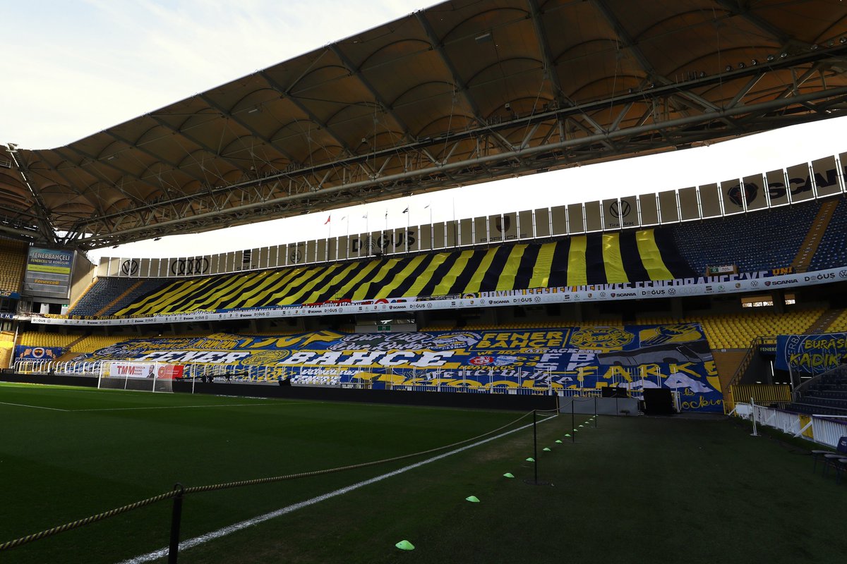Fenerbahce's tweet photo. ⌛️ Maçın başlamasına son 3 saat! 

#FBvBJK https://t.co/HywHvReTFP