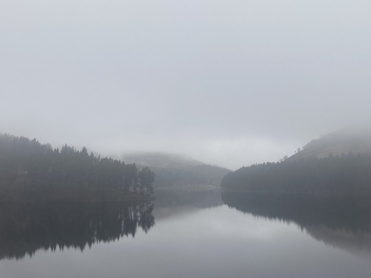 A beautiful misty morning run out at Fairholmes this morning.