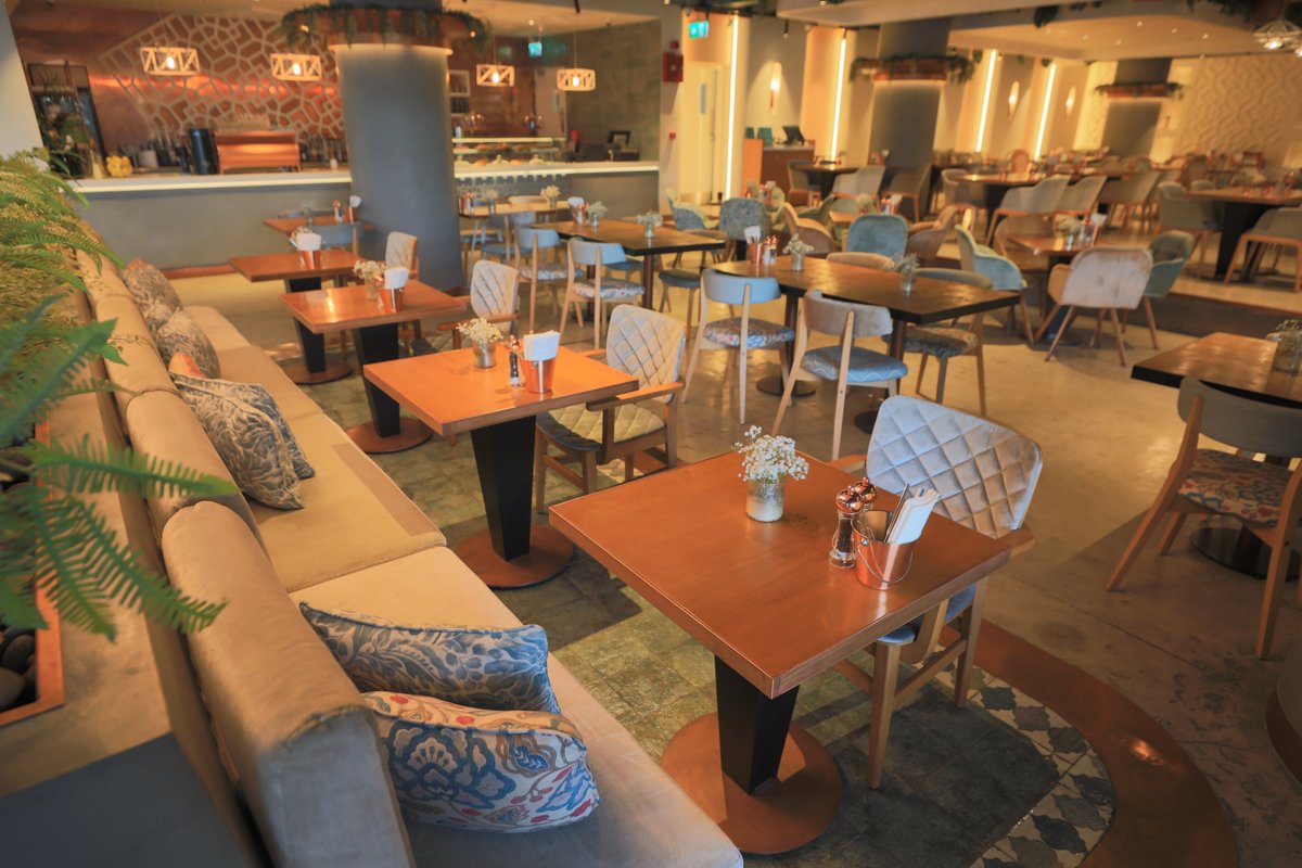 dufitinteriors's tweet photo. Ayoush Cafe restaurant in Sheikh Zayed Road Dubai, UAE. Completed Project 🤩

#restaurant #project #transformations #living #spaces #sheikhzayedroad #Interior #fitout #work #contractor #dxb 
#uae https://t.co/5Qa0mDQDi3