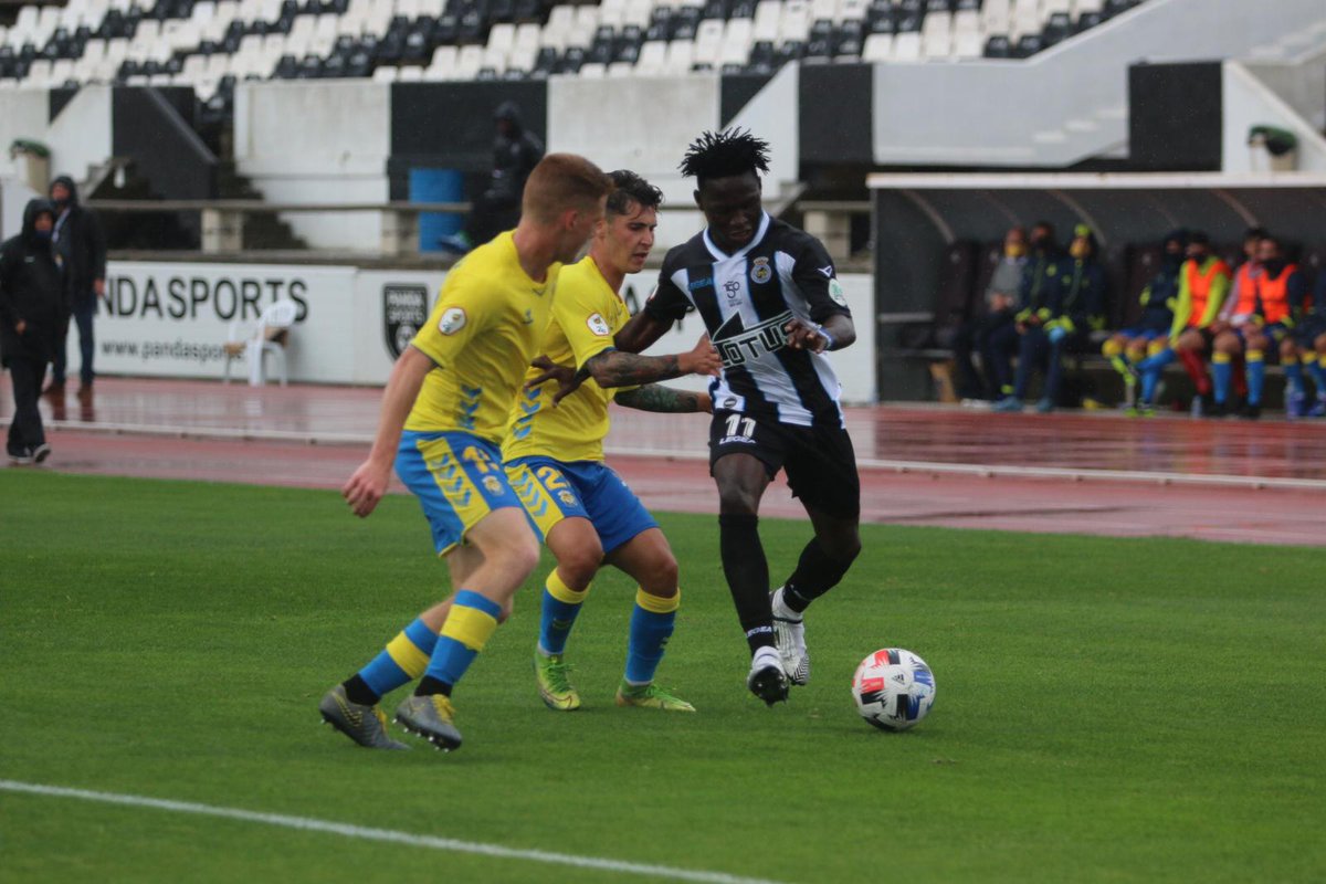 UD Las Palmas - Cantera (@udlp_cantera) on Twitter photo 👏 Las Palmas Atlético obtiene un meritorio empate ante la <a href="/RBL1912/">Real Balompédica Linense</a>.
📰 La crónica completa en nuestra web: bit.ly/3o4moHY 👏 Las Palmas Atlético obtiene un meritorio empate ante la <a href="/RBL1912/">Real Balompédica Linense</a>.
📰 La crónica completa en nuestra web: bit.ly/3o4moHY