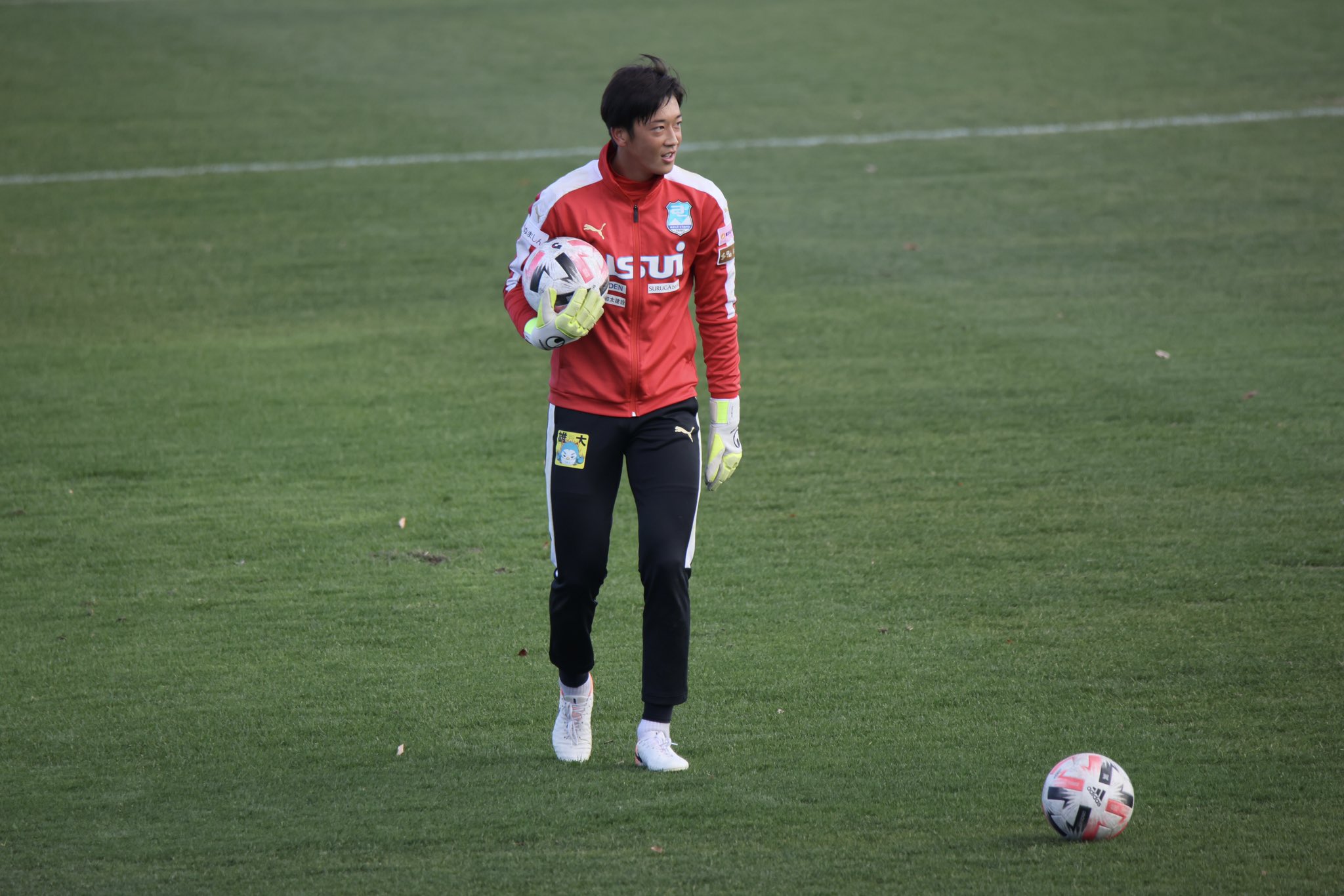 ビブ 大友くんの応援に山形サポさんが福島まで来てくれていたので 感謝の意味も込めてアップしておきます 大友竜輔 アスルクラロ沼津 モンテディオ山形 T Co Awdts4yatw Twitter