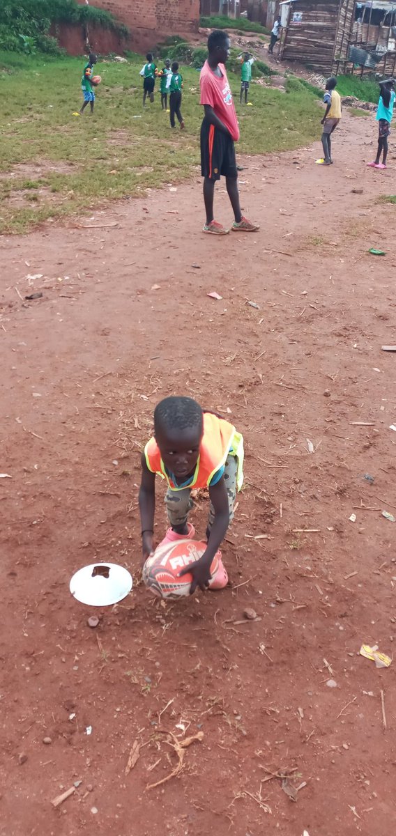 AQRugbyAcademy's tweet photo. #AQRA U10 Training yesterday morning.
Balls, bibs & Cones donated by @KenyanTitch & #SpringBoksTagRugby team.
#Talent
#Progress
#FutureChamoions
#AcholiQuartersRugbyAcademy https://t.co/ixk8mo8rcJ