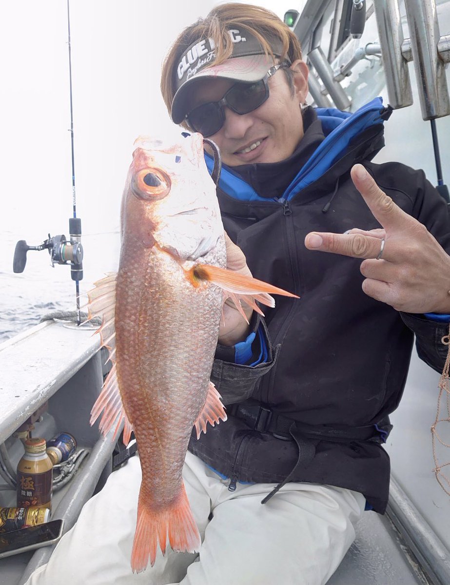 小林 哲 平潟港 とも丸さんからアカムツスロージギング とある船長から託されたプロトアイテムのテストも兼ねて いい感じです 平潟港 とも丸 アカムツ スロージギング Sunline 釣り好きな人と繋がりたい 小林 哲 平潟港 とも丸さんからアカムツスロージギング とある船長から託されたプロトアイテムのテストも兼ねて いい感じです 平潟港 とも丸 アカムツ スロージギング Sunline 釣り好きな人と繋がりたい