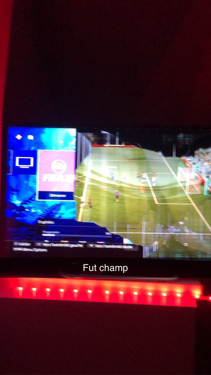 GabZzFN's tweet image. #FUTChampions #FIFA21 @YoMax38