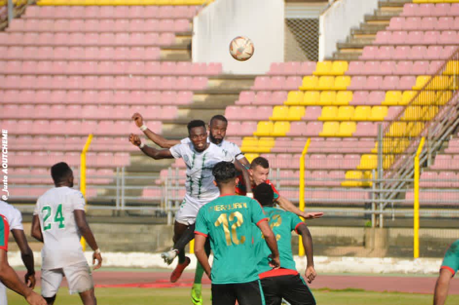 BufflesFC's tweet photo. Bonjour Parakou, Bonjour le Bénin
Quelques images de #BUFMCA
📸 Juste Aoutcheme
🟢⚪️ #BufflesFC https://t.co/o5PaaPBPED