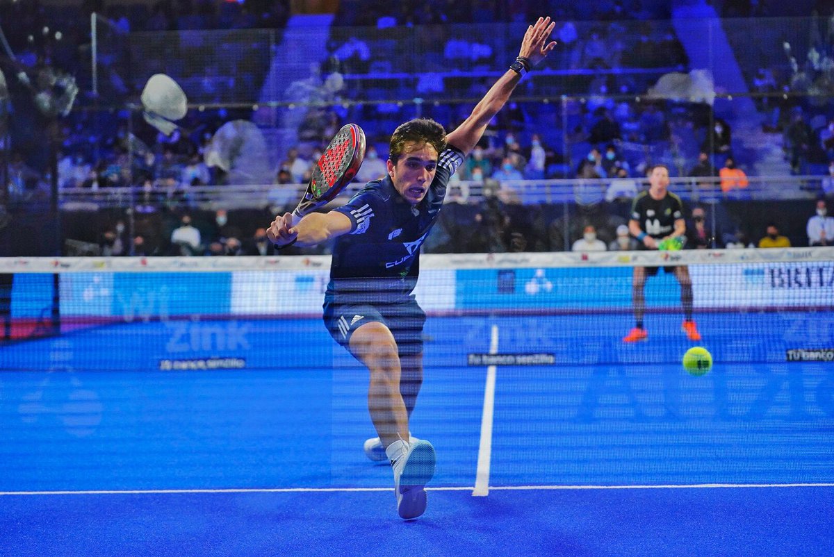 FMP_Padel's tweet photo. 🏆Subcampeones de España🇪🇸
¡No pudo ser!
Ale Galán⭐️ y Juan Cruz Belluati⭐️ caen ante Paquito Navarro y Juan Martín Díaz en auténtico partidazo (6-2 6-7 4-6)
#CEP2020 #CampeonatoEspanaPadel
#soyfmpadel #padel https://t.co/UkM8sAWngA