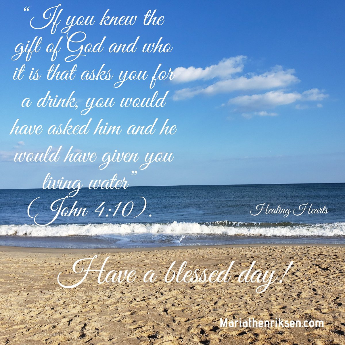 MariatHenriksen's tweet photo. I needed to recharge my batteries &amp; what better place to do that than a walk on the beach. What do you do to give you that extra boost, that #peace you know you need? 🕊
#blessingoftheday #scriptureoftheday #jesusislord #peace #bestillandknow  #godiswithus #godismystrength https://t.co/yjRbxEgfNY