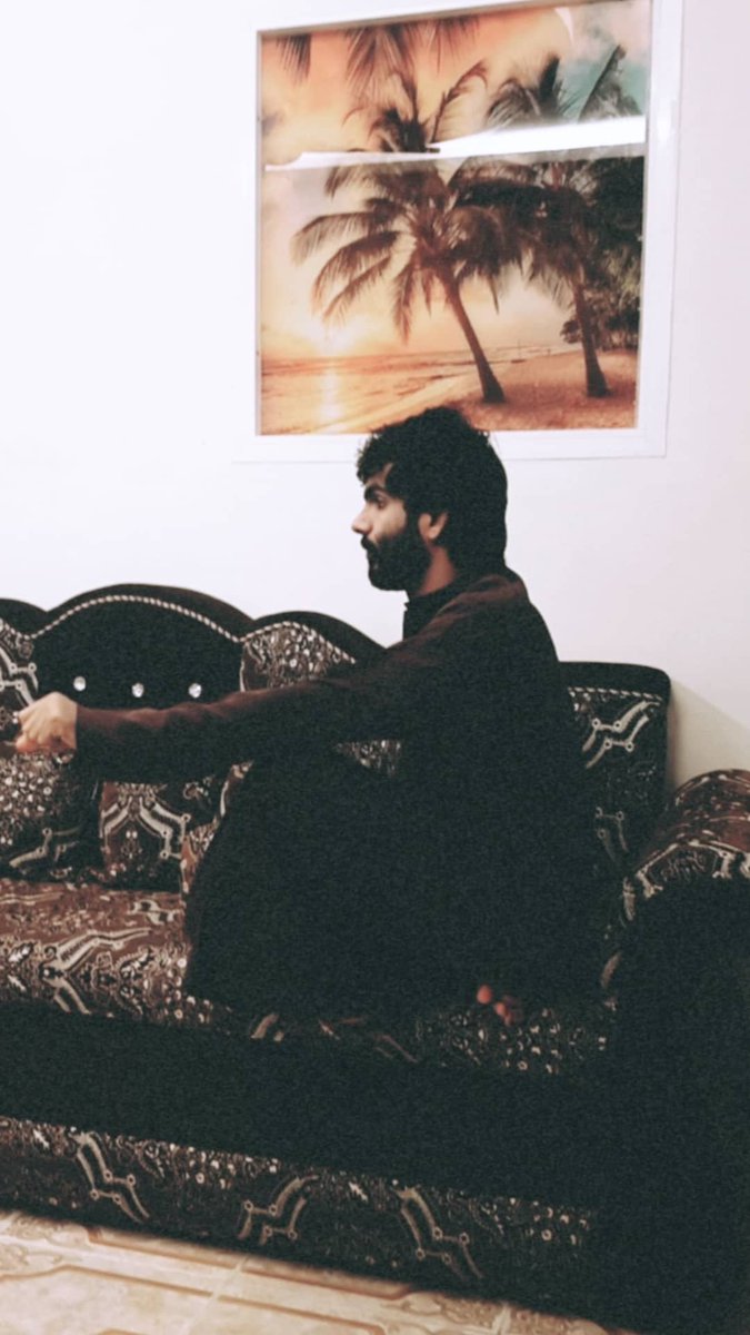 li1eq's tweet image. 