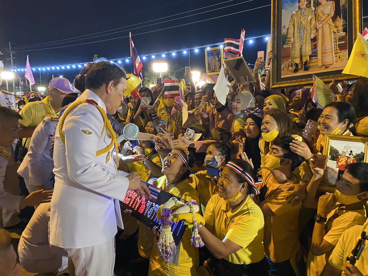 care_goo's tweet photo. “สร้างแต่ความเมตตาหาความสุขของประชาชน” 💛🇹🇭 
#ทำในสิ่งที่ดีทำในสิ่งที่ถูก https://t.co/RxbIdrrDG5
