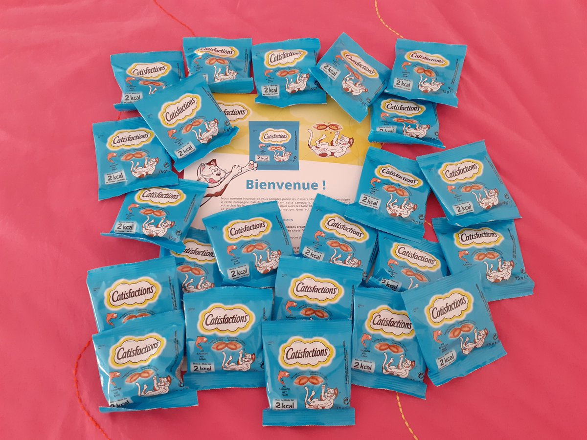 Thelma__Eleanor's tweet photo. Je viens de recevoir des friandises #Catisfactions au saumon - qui veut des échantillons pour leurs chats ?
@VmjLo ? 😉
#InsidersCatisfactions https://t.co/yMKxtJJb8H