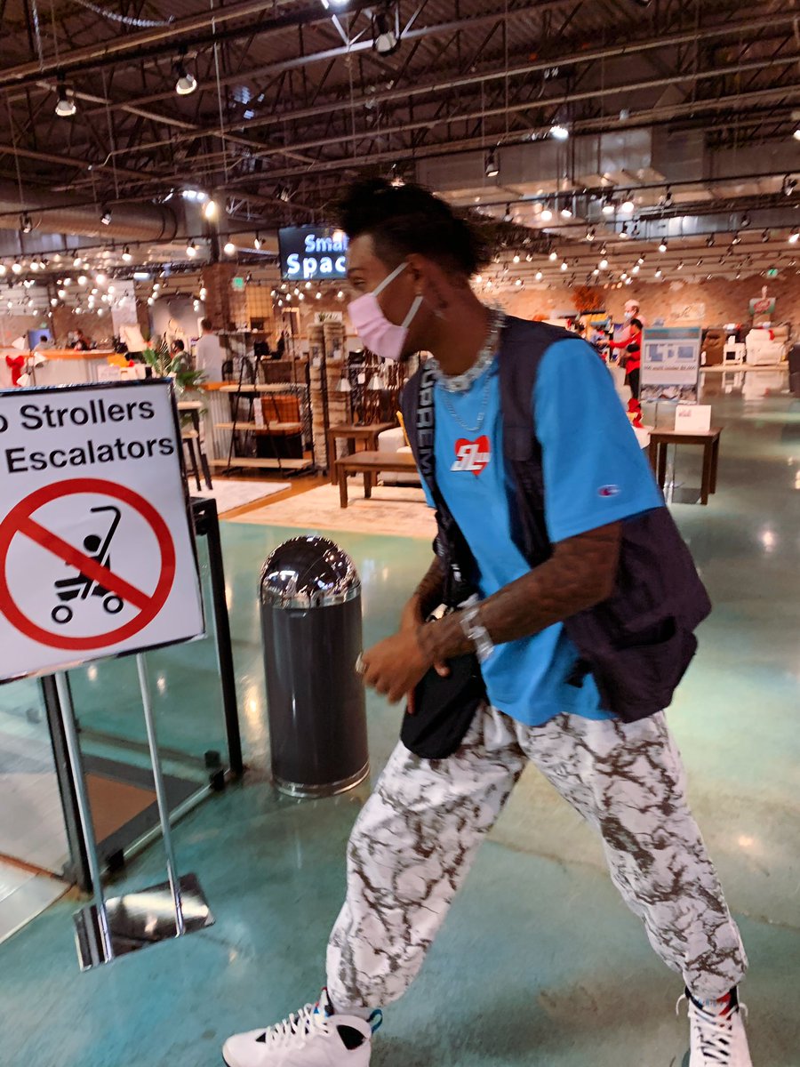 _PhillipsJordan's tweet image. FURNITURE SHOPPING 🤍