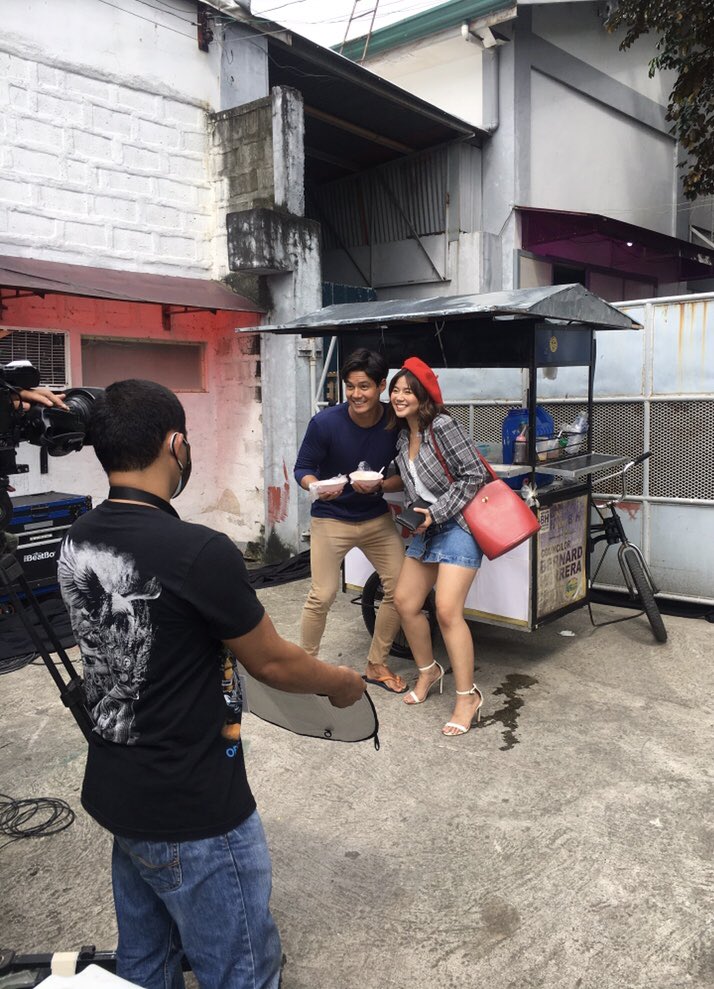 HedwigSnatchedt's tweet photo. #EmilyInPares na ngayong 3pm sa @sundaykada sa TV5! #SundayKadaAtYourService https://t.co/nn4AAovunW