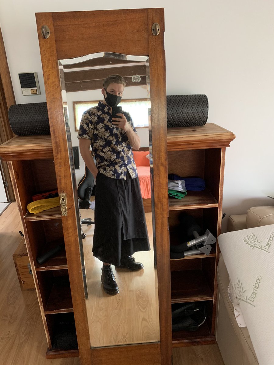 WoopImBack's tweet image. ＡＥＵＩinspired 🎸🤩 @OralJOE