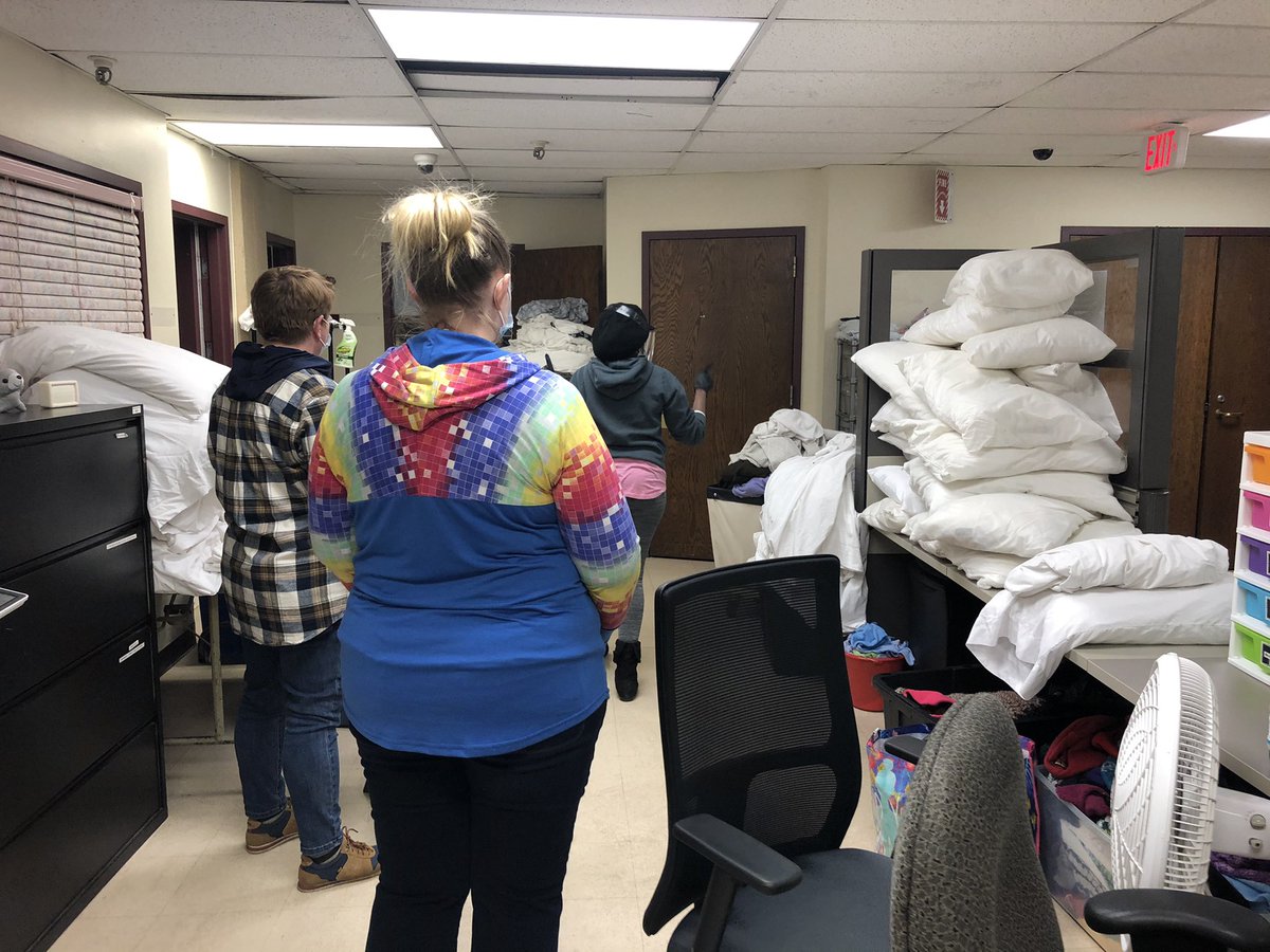 Ramsey County Commissioner Trista Matascastillo was working here tonight too.  @TristaMatas City of St. Paul is working closely w/Ramsey County to expand shelter capacity thru sites at Bethesda, Luther, W. 7th Street. Roughly another 200 beds when you total those up. & more needed