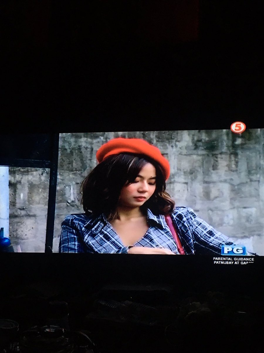 HedwigSnatchedt's tweet photo. eh yung sabay ang Sunday 'Kada at Dear Uge sa spoof ng Emily in Paris haha.  💕 @sundaykada #SundayKadaAtYourService @milesocampo_14 @dmatsunaga https://t.co/nqhbAa6TFg