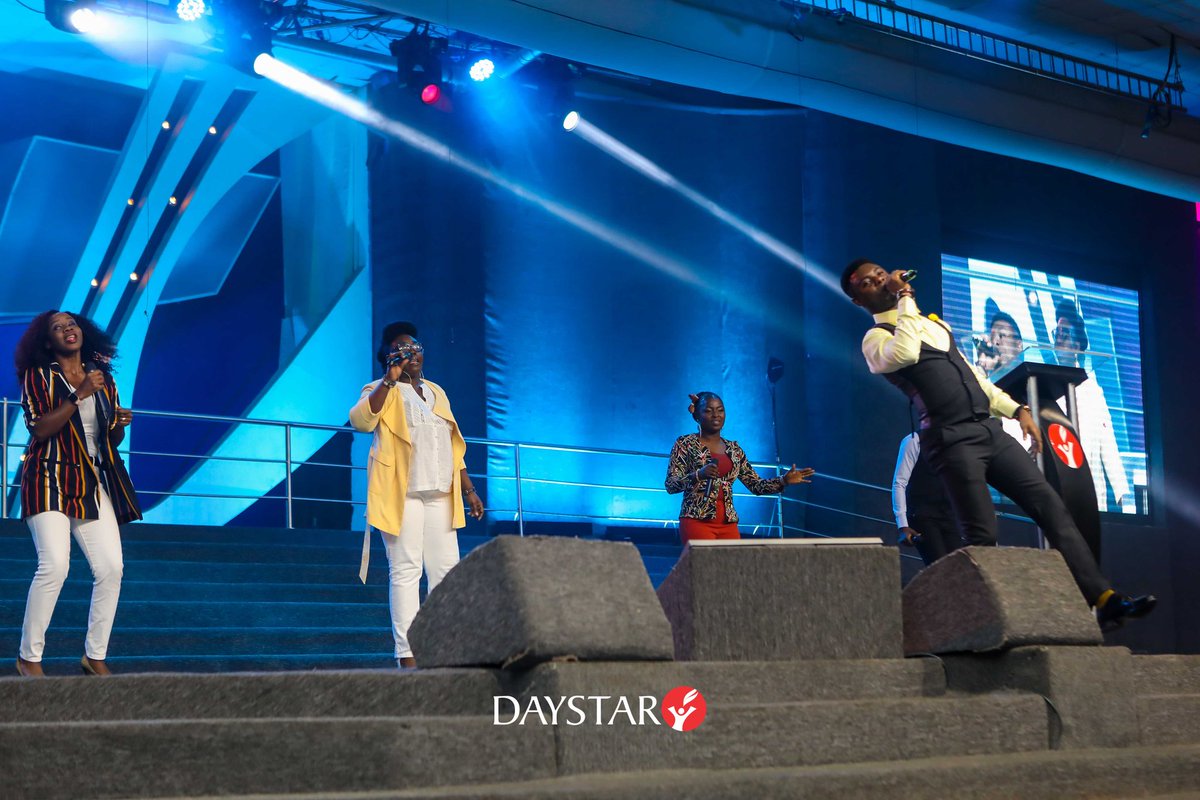 DaystarNG's tweet photo. 🎼We've come to praise You Lord
We've come love You Lord
We've come to praise You
For the good things You have done

Yahweh eh eh eh
You are worthy of our praise🎹

#DaystarAt25 #DaystarNG https://t.co/ToQlUGZZdh