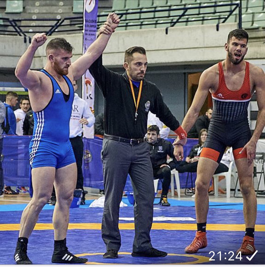 Serie conoce  a nuestros deportistas que defenderán nuestros colores en el próximo Cpto España Absoluto en Adan Collados , luchador de: Grecorromana 77kg estuvo varios años en el CAR de Murcia y es varias veces medallista nacional. 
#luchamurcia