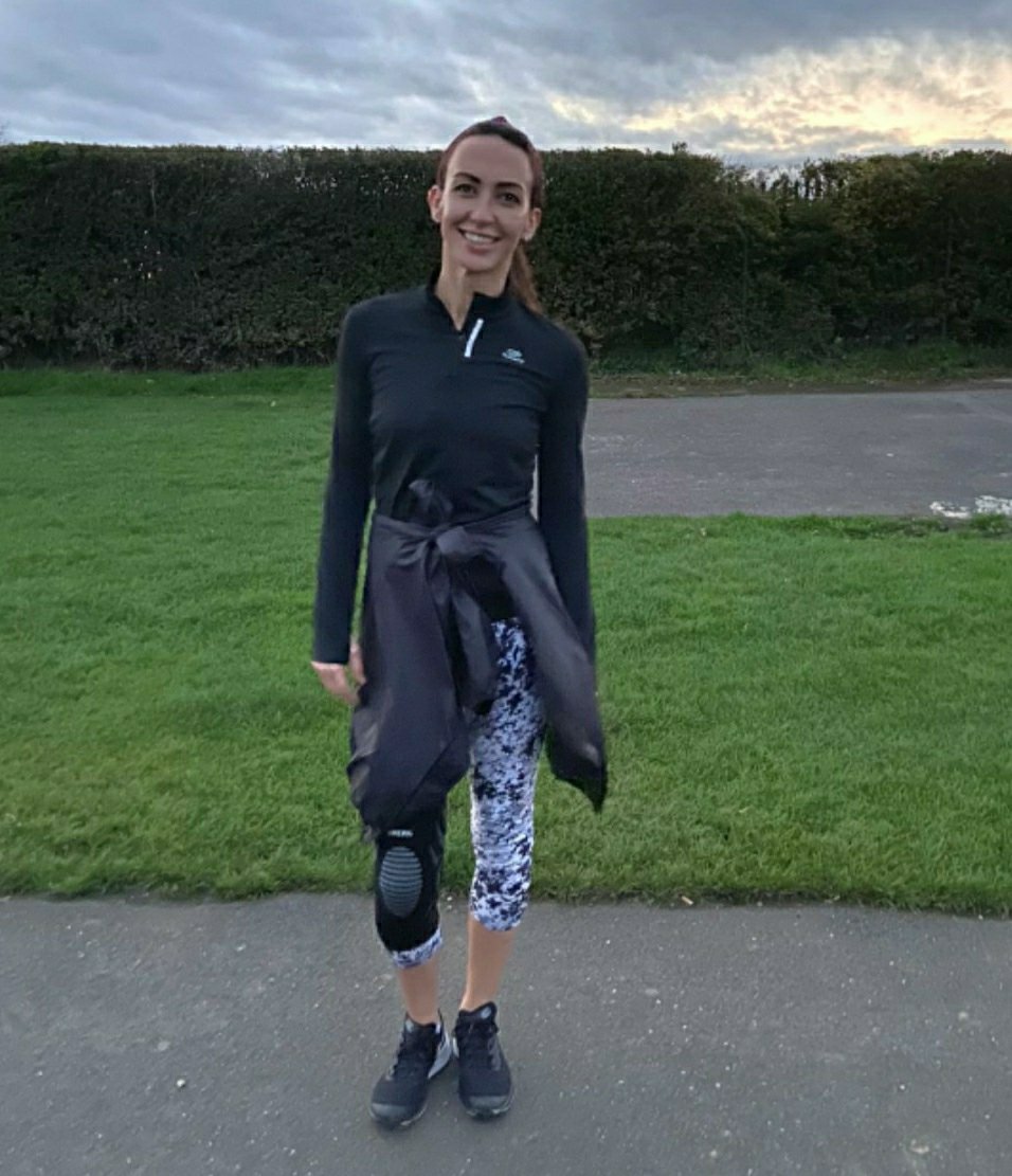 RRun85's tweet photo. Managed a run after 2 week off with an injury #running #runspiration #mumruns #longdistance #run #girlsthatrun #essex #eppingforest #marathontraining #tallandlong #kneeinjury https://t.co/iVNymnoc1j