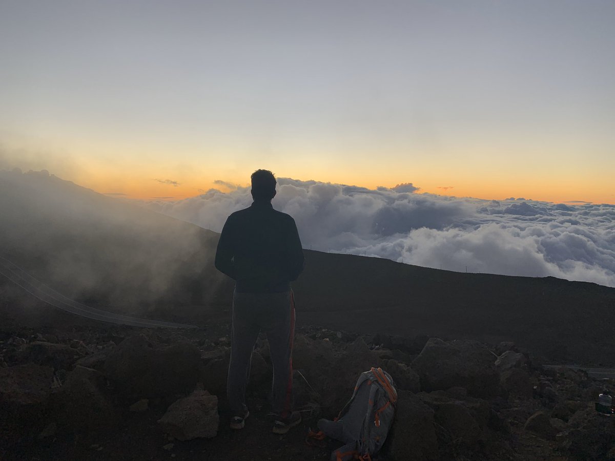 sha2nk_paliwal's tweet image. “What are you even talking about?” #Hawaii2018