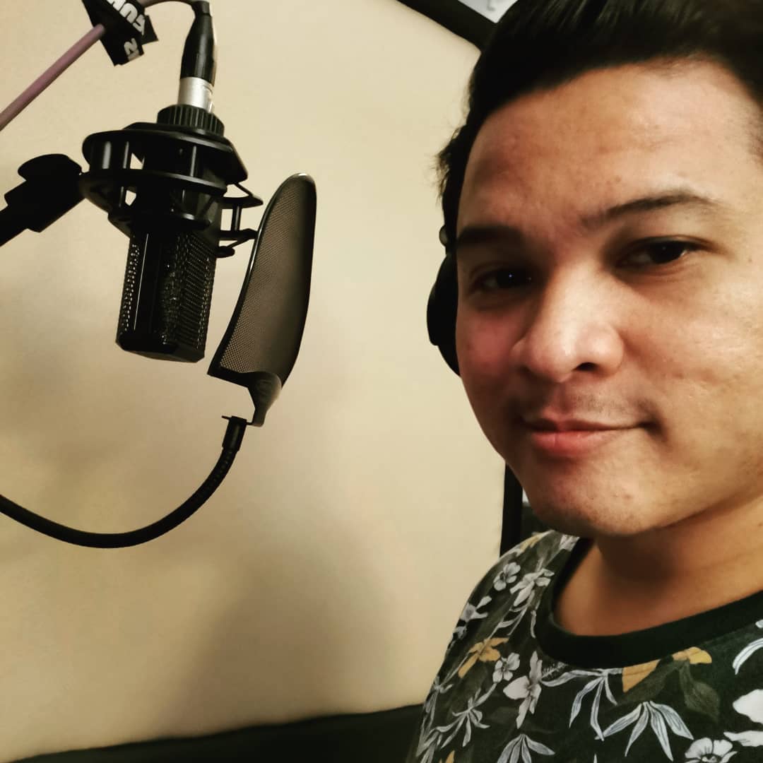 ColorHeartMY's tweet photo. 17th November 2020
.
.
Vocal record session for our 2nd single 'Segalanya' with Mr. @firdausjusdean on vocal.
.
.
#Malaysia 
#ColorHeart #CH
#Segalanya #2ndSingle
#FirdausJusdean #RecordingSession
#VocalRecordingSession
#RecordVocals 
#Studio2105 https://t.co/TnDjy6oIrX