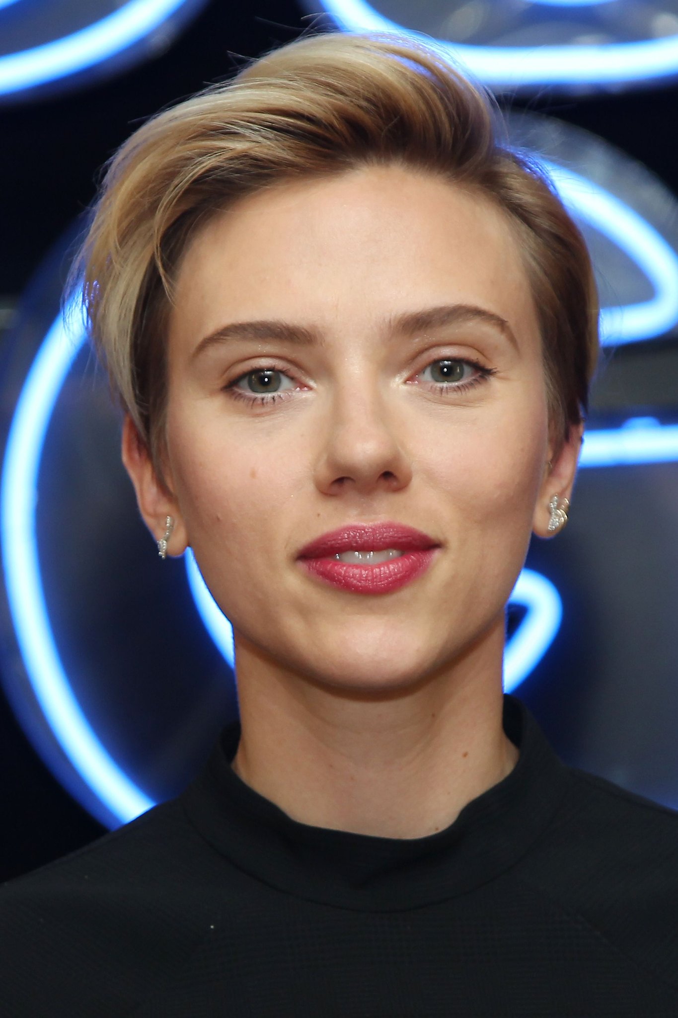 Scarlett Johansson Hairstyles: Scarlett's Best Hair Photos