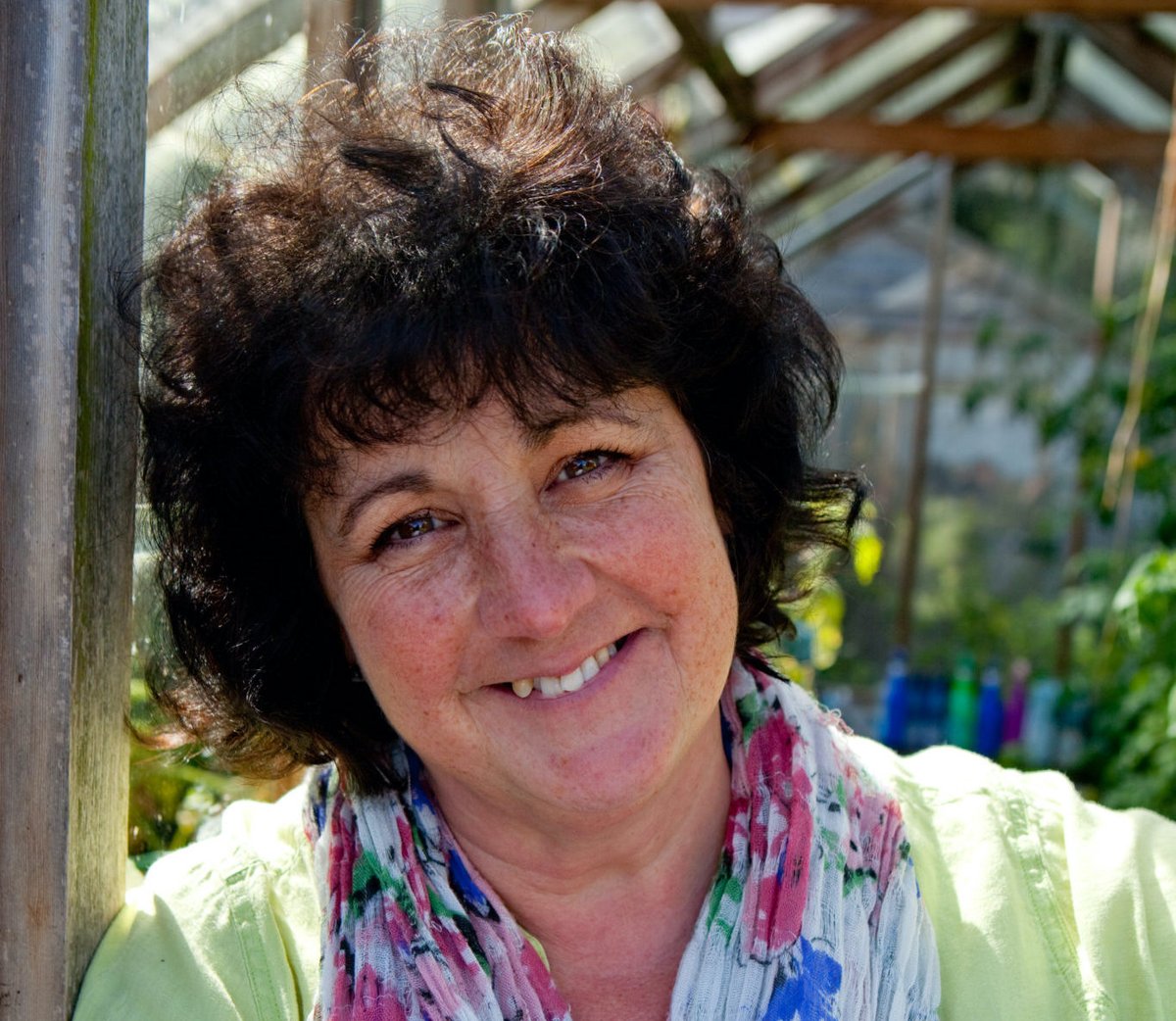 Check out <a href="/BBCGQT/">BBC Radio 4's GQT</a> panellist <a href="/PippaGreenwood/">Pippa Greenwood</a>'s shiny new website - the perfect place to find gifts for gardeners including signed copies of Pippa's books, expert advice from Pippa herself, Grow Your Own vouchers &amp; more #gardening #growyourown #giftideas  pippagreenwood.com