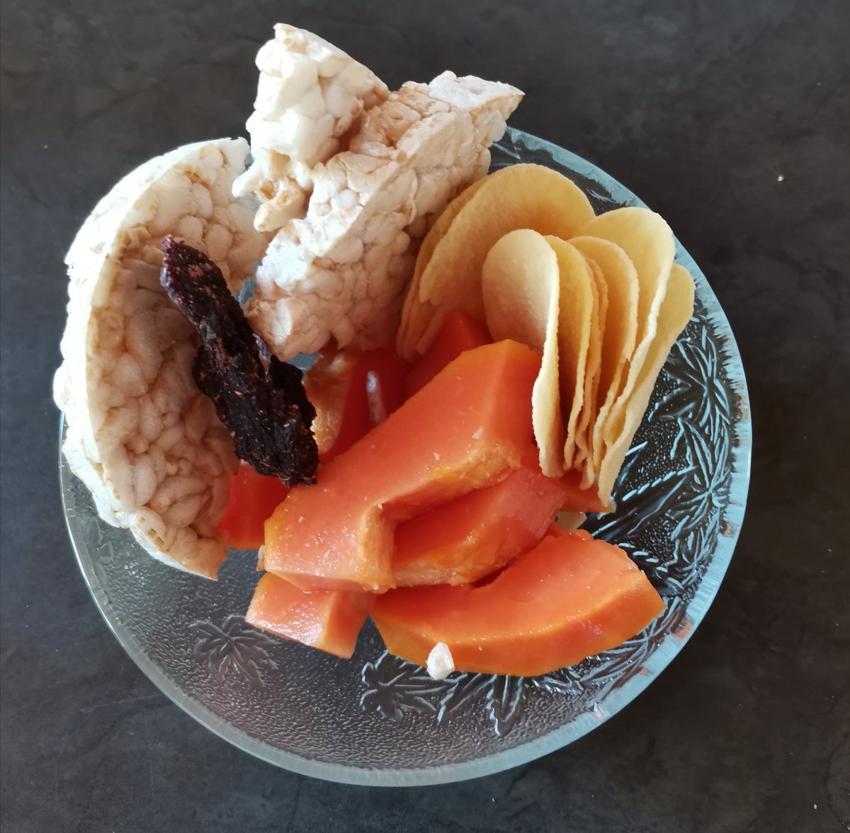SolomonAtah's tweet photo. I love food 😍and I love fine food that's home cooked and elegantly presented 👌🏿👌🏿👌🏿👌🏿👌🏿🥗
Passionate about food
#PrivateKitchen
#Atahdom
#AtahGlobal https://t.co/AP4zgOPB0j
