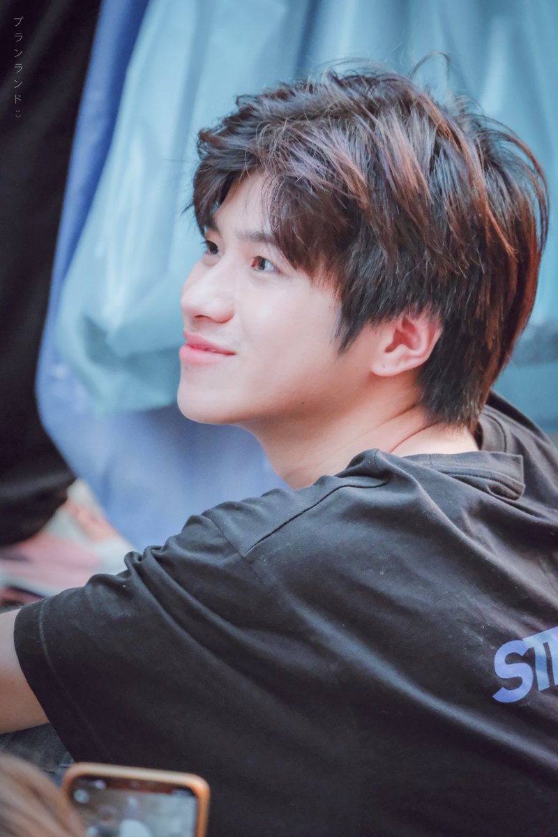 PLANNLAND's tweet photo. :
𝙗𝙚 𝙮𝙤𝙪𝙧𝙨𝙚𝙡𝙛 𝙞𝙨 𝙩𝙝𝙚 𝙗𝙚𝙨𝙩 🌈☀️

แปลนคนที่ตั้ง���จ
แปลนคนที่ใส่ใจ
แปลนคนที่เป็นพลังบวกให้กับทุกคน
เป็นแปลนน่ะ ดีที่สุดแล้ว
แปลนทำรู้สึกดีใจและภูมิใจที่ได้เป็นคนของแปลน 
ขอบคุณ​นะแปลน 💚

___
#PlanRathavit
#คนของเเปลน https://t.co/Pva4VY64EC