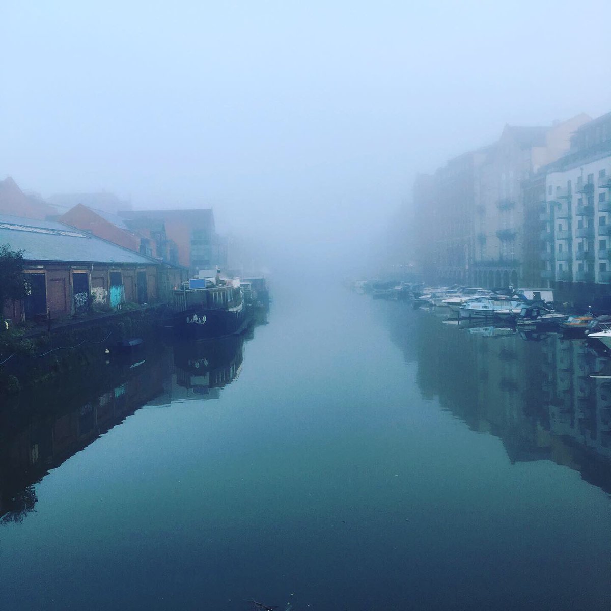 TheDrDoris's tweet photo. Sunday morning pea-souper ❄️☺️ #perfectweekends #alltheseasons https://t.co/gXCLLelioZ