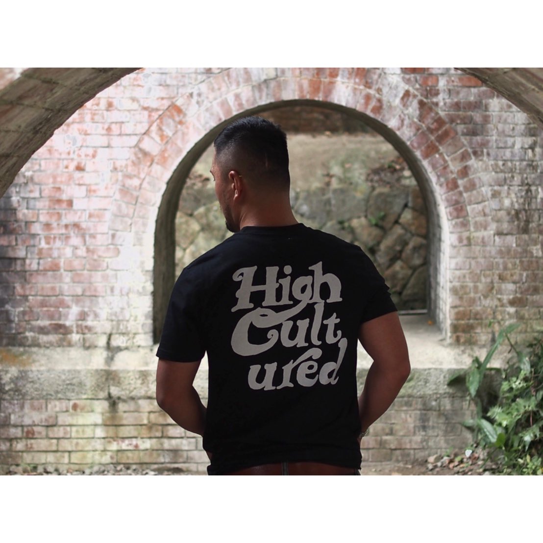 highcultured_jp's tweet photo. STAY HIGH
Curvy HIGH CULTURED back print Tee
¥3,300-(税込)
BASEオンラインショップでもご購入いただけます。
https://t.co/w92fNwxcgq
#highcultured #fassion #mensfashion #streetfashion #casualstyle #casualfashion
#tshirt #teeshirt #teeshirts #backprint #backprintshirt #ハイカル https://t.co/yxi6Y8vXMQ