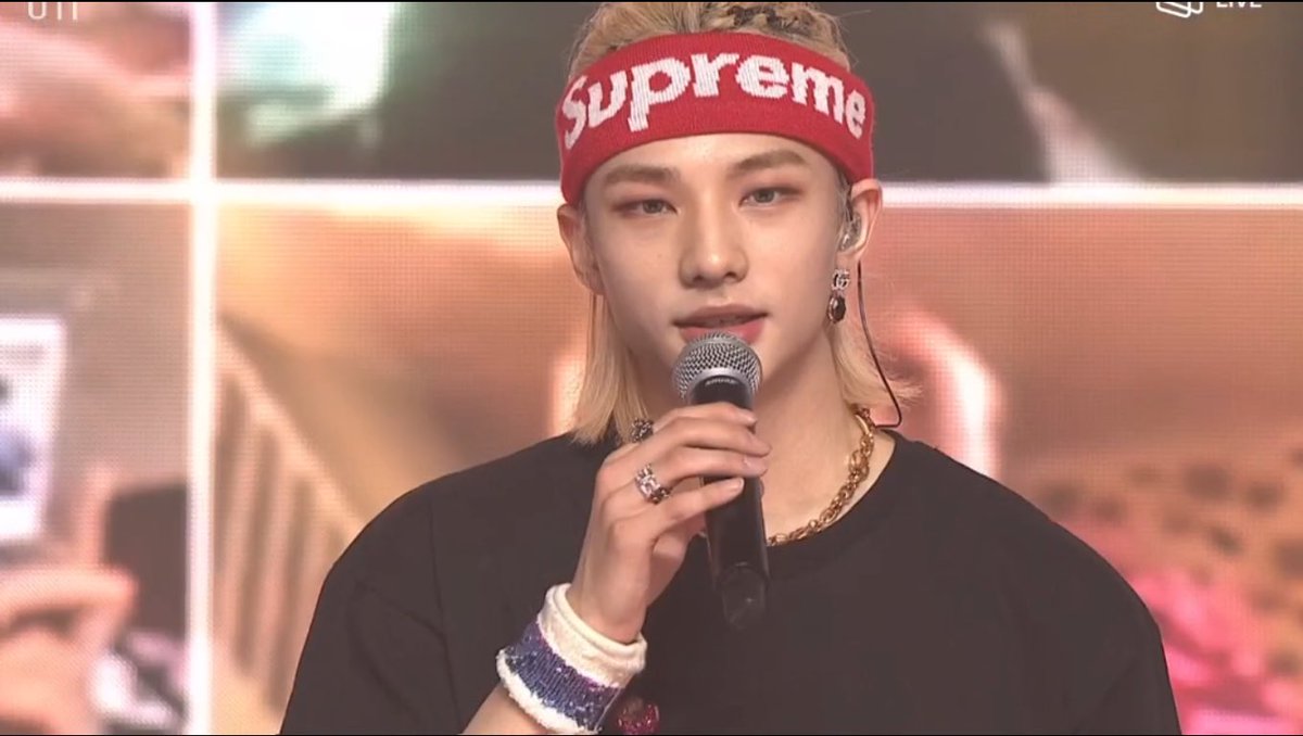 MY SCREEN SHOTS FOR SKZ CON 2020 ## 001(it’s rumbled sorry )