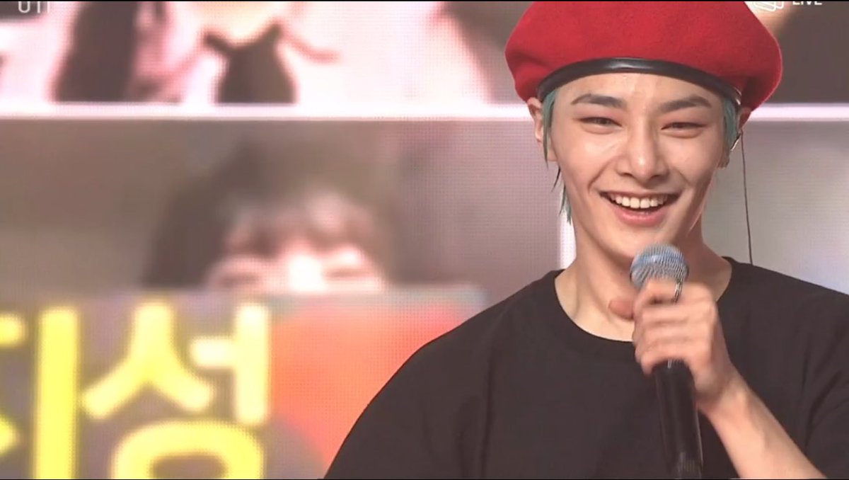 MY SCREEN SHOTS FOR SKZ CON 2020 ## 001(it’s rumbled sorry )