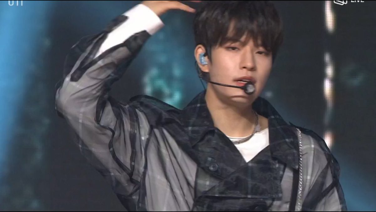 MY SCREEN SHOTS FOR SKZ CON 2020 ## 001(it’s rumbled sorry )