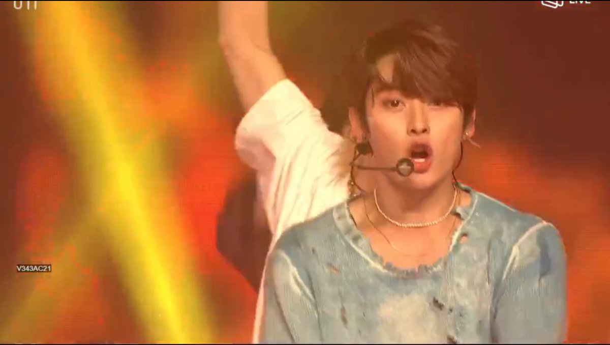 MY SCREEN SHOTS FOR SKZ CON 2020 ## 001(it’s rumbled sorry )