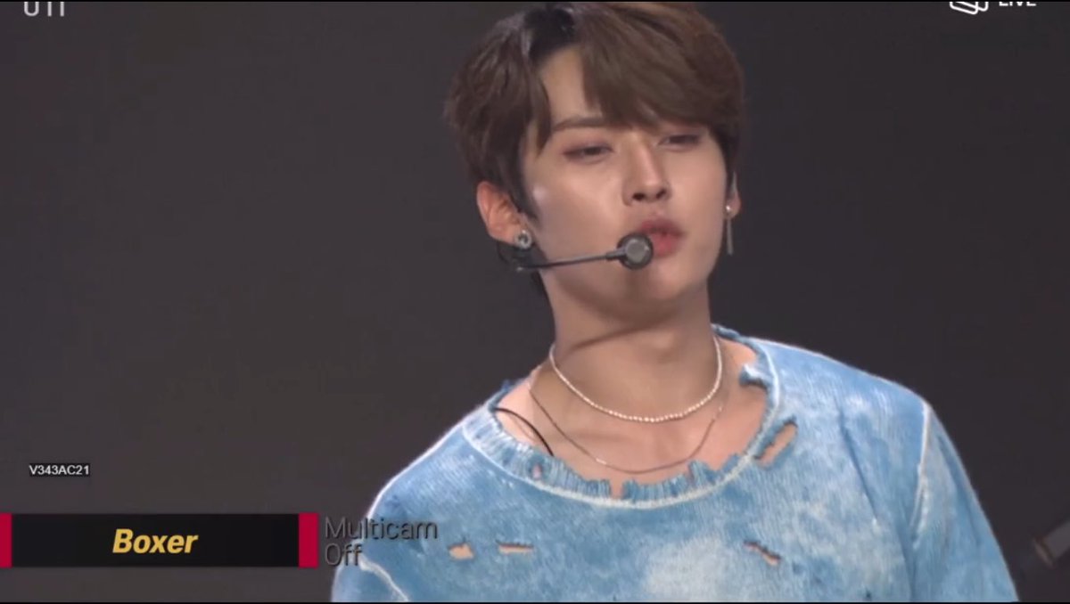 MY SCREEN SHOTS FOR SKZ CON 2020 ## 001(it’s rumbled sorry )