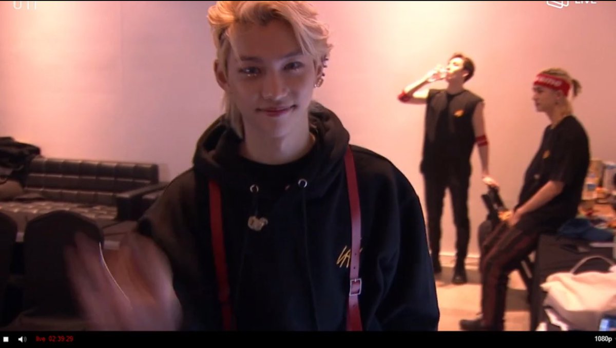 MY SCREEN SHOTS FOR SKZ CON 2020 ## 001(it’s rumbled sorry )
