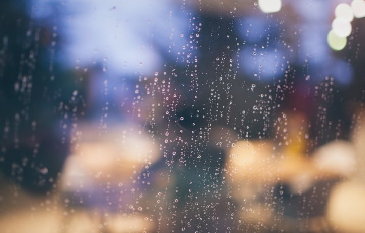 oops1945's tweet image. 추위는
외로움의 농도를 더욱 짙게 만든다.
그리고 외로움은
언제나 그리움을 동반한다.

- 이외수, &amp;lt;바보바보&amp;gt; 중에서...