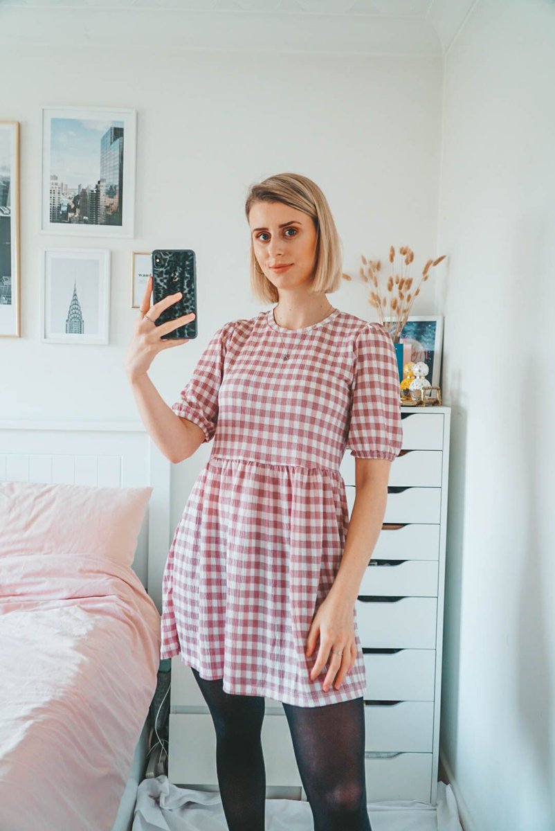 lucyc0le's tweet photo. NEW: How to style your summer dresses for autumn ➡️ https://t.co/zcapQmyLWA
#blogginggals #bloggerssparkle #bloggerstribe #bloggerloveshare @BloggingBabesRT @allthoseblogs #fblogger #fbloggerstyle https://t.co/borOoCyYKF