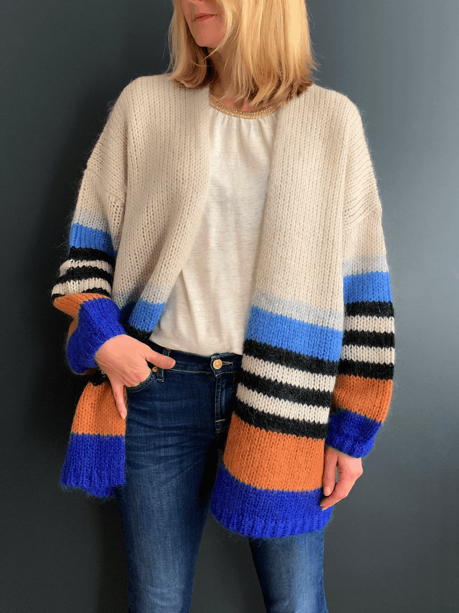 Visit Taylor Bell for classic parkas and denim jackets and funky super-soft leather jackets and slouchy mohair cardigans. Every single sale will benefit the Red Cross!  
Taylor Bell London #BedfordshireChristmasFair2020 #BritishRedCross #marvellousmohair #bikerchic