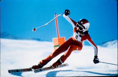 Addio ad una delle più grandi discesiste degli anni '70-80: è scomparsa Doris De Agostini #FISAlpine #AlpineSkiing #22Novembre #scialpinofemminile https://t.co/YxhtuiThRu https://t.co/fPYskscNoI