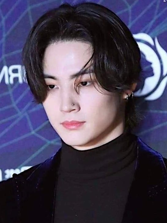 keanu was so proud when his nephew finally decided to grow out his hair #제이비  #Jaebeom  @GOT7Official  #GOT7    #갓세븐