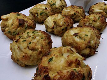 bigyfoods's tweet photo. Watch as Chef Andrew from North Coast Seafoods prepares Holiday Crab Cakes for our Seafood Supper Club.

https://t.co/HtCRq9Z75N

#bigyworldclassmarket #seafoodsupperclub #chefandrew #northcoastseafoods #crabcakes #easycrabcakes #recipe https://t.co/PGx9kmVgs9