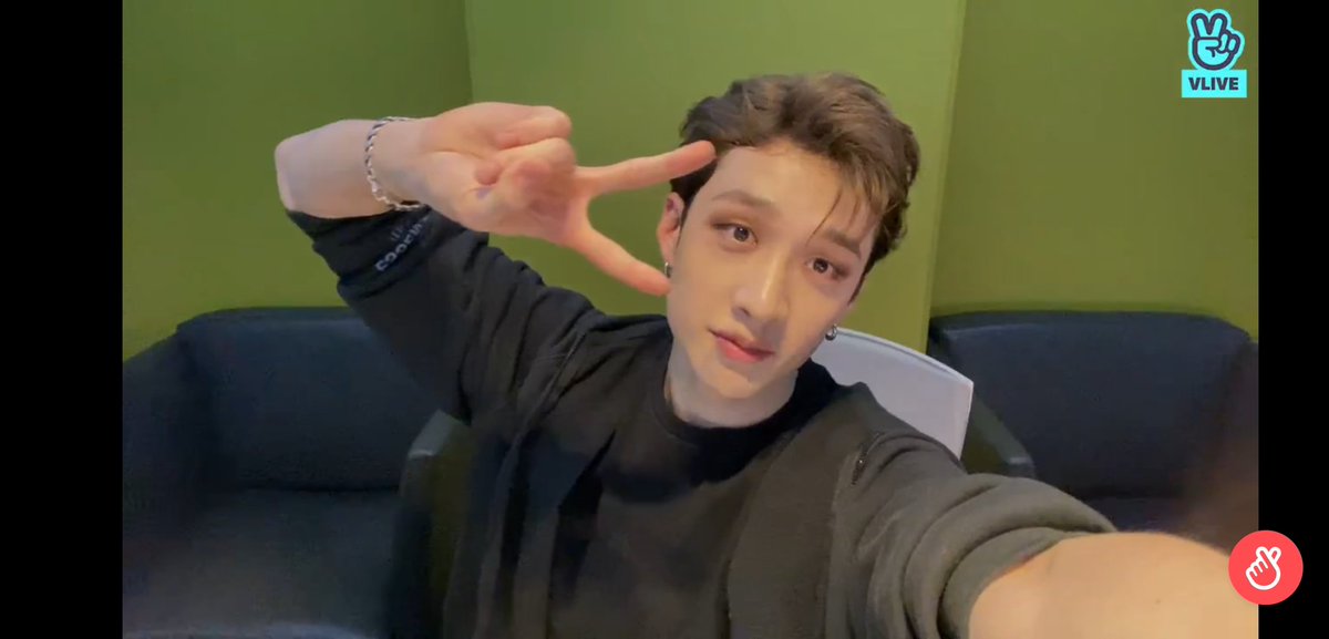 bangchann_exe's tweet photo. I love hum omg https://t.co/KmFn6cQxwM