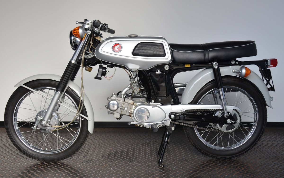 MotorradFuchs's tweet image. HONDA#SS#50#classic#bike#back to the 60th#
motorrad-fuchs.com/en/single,1280…