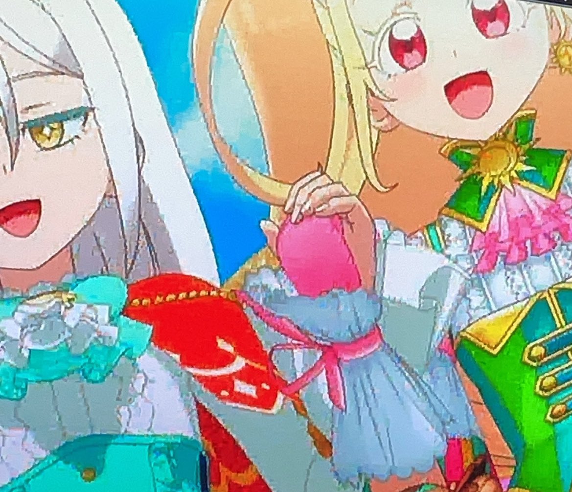 べぐりん 天空の空中ブランコのとこさ筐体の動画だと恋人繋ぎしてたけどアニメだとしてないね画質荒くてすまん