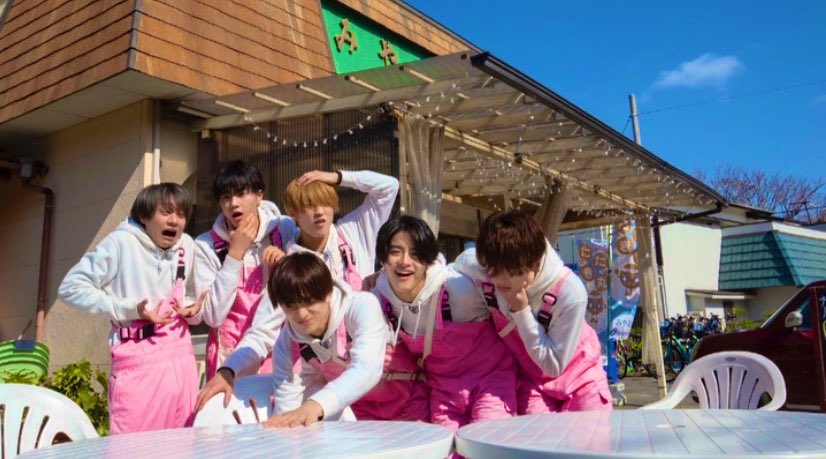 ryuwyyy3's tweet photo. おめでと〜(๑´ω`ノノ゙ぱちぱちぱち✧
これからも6人で
#美少年結成4周年
#世界に羽ばたけ美少年
#TokyoBoys
#東京B少年
#Sexy美少年
#美少年 https://t.co/lxtZukxAwi