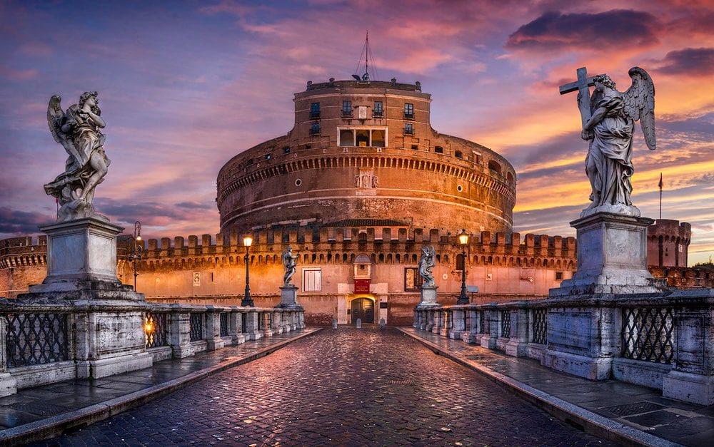 ItalyCurios's tweet photo. #HappySunday isn’t Rome the most #beautiful place in the world? 

#22novembre #sundayvibes #sunday https://t.co/ywBE8mVp5S