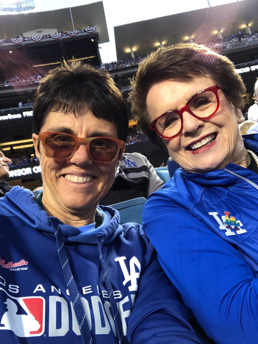 BillieJeanKing's tweet photo. Today is my 77th birthday. 

My most sincere wish is for the world to heal from the affects of the pandemic. 

When you have your health, and the love of family and friends, you truly have everything. https://t.co/mntJEqyWik
