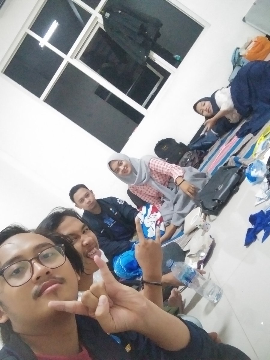 IcaL71170577's tweet photo. Ndasku mumet ndasmu piyeee ?? 

#pmiifebibergerak #mapabafebi20 #hartatahtamapaba #febiadaptif #moralforce #resesi https://t.co/vJbav2RvVP